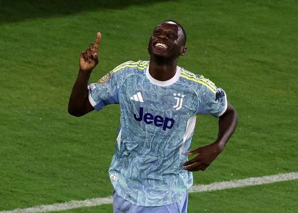 尤文图斯启动双重前锋计划，穆阿尼与奥蓬达成最后冲刺关键目标