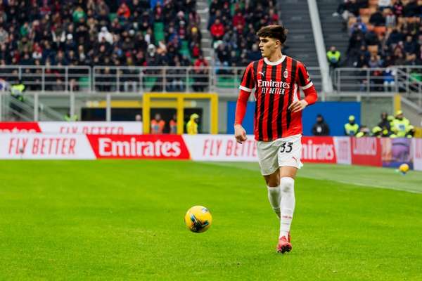 巴特萨基谈成长之路：意丙历练铸就冷静心态 助力米兰一线队突破