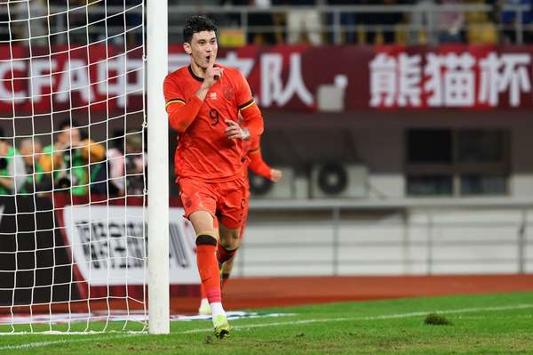 深圳新星拜合拉木长途奔袭加盟U22国足 新疆启程辗转两地将赴肇庆集训