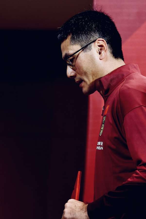 国足迪拜首训在即：简朴备战吃住从简 首练强度或调低