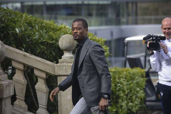 谢尔基赛前豪言惨遭打脸 埃弗拉回呛：在老特拉福德撒野的下场