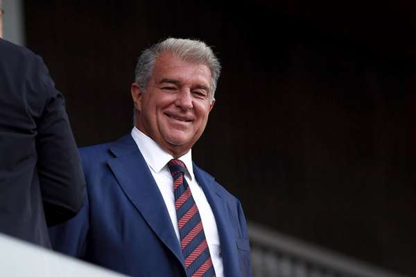 拉波尔塔强势发声：西甲冠军非巴萨莫属 直面选举暗流